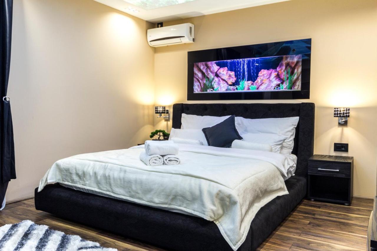 Madison Inn Suites - Wilson'S Square Βελιγράδι Εξωτερικό φωτογραφία